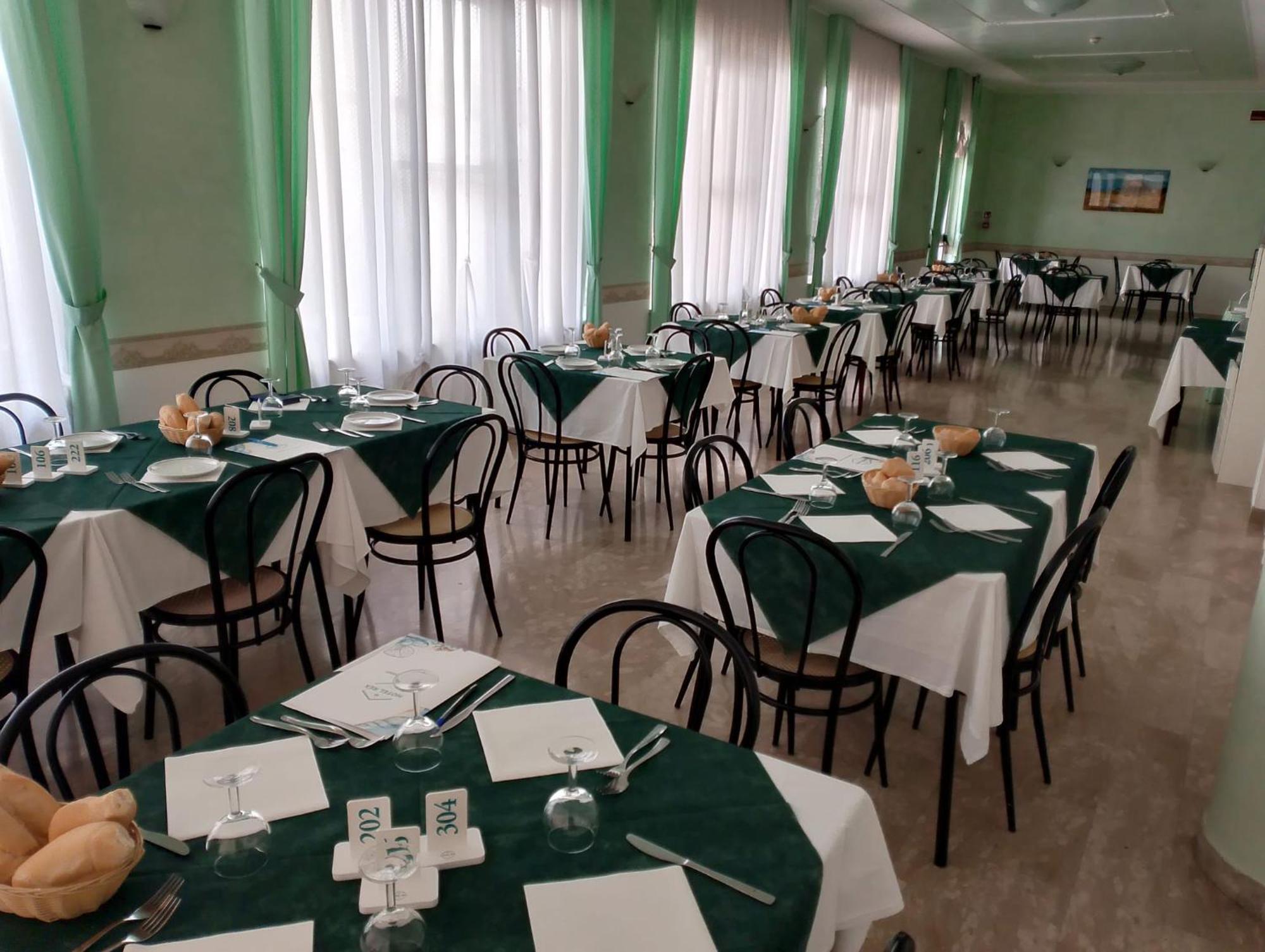 Hotel Rex Misano Adriatico Exterior photo